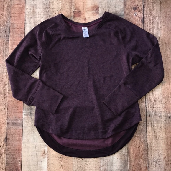 SOLD🌿Women’s Champion Pullover - Picture 4 of 4